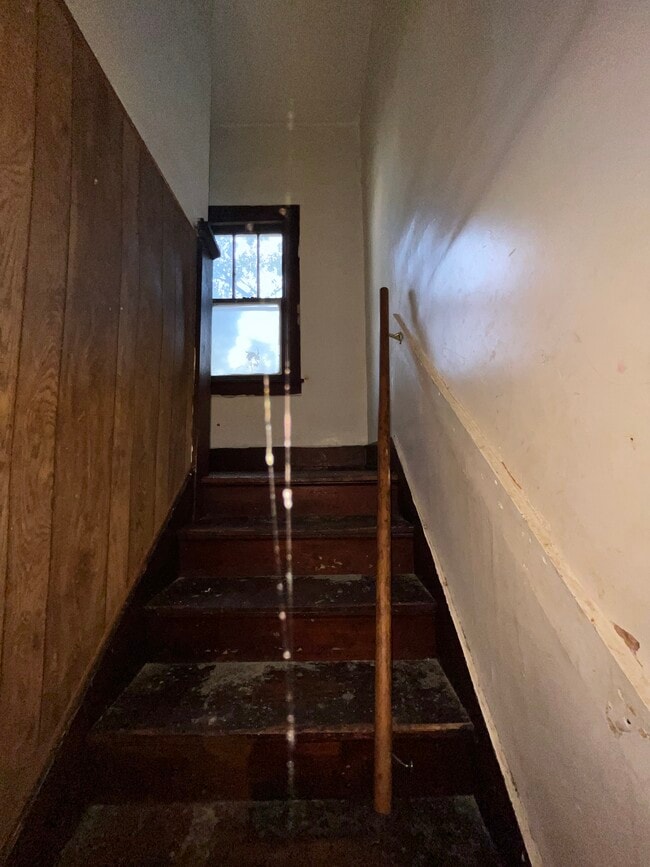 Building Photo - 920 S Maffit St