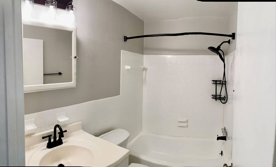 Building Photo - 4555 MacArthur Blvd NW