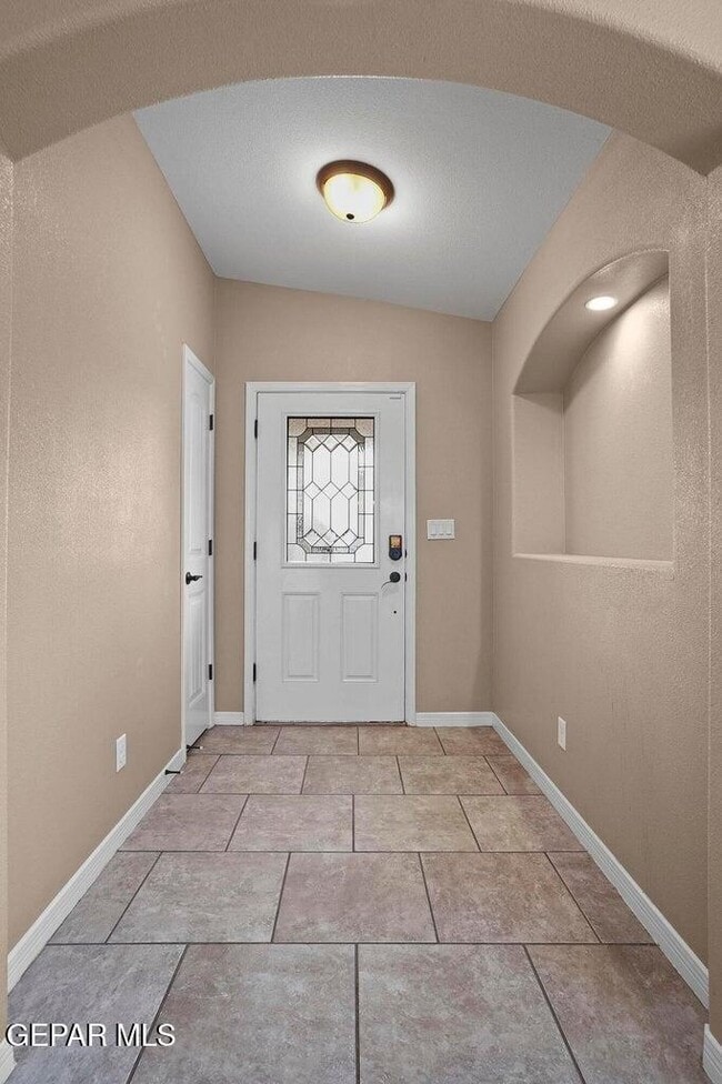 Building Photo - 5441 Roberto Avalos Ct