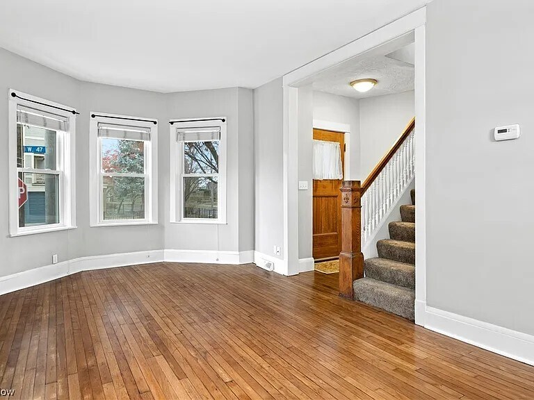 Building Photo - 1773 W 47th St