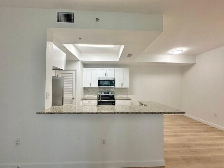 Building Photo - 9055 Colby Dr