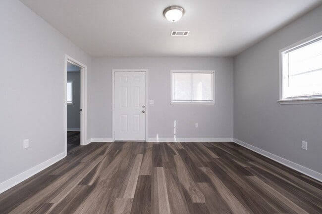 Building Photo - 1624-1626 Brown