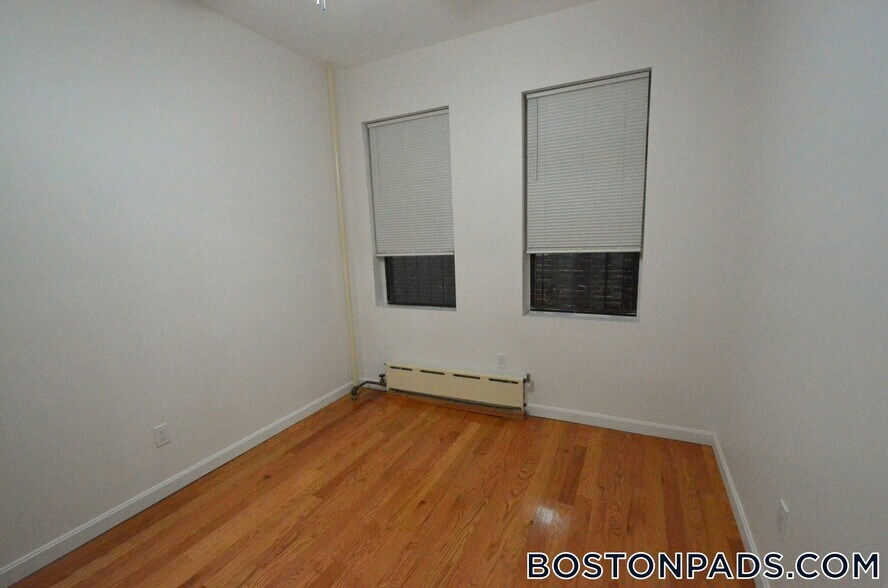 Building Photo - 58 Westland Ave