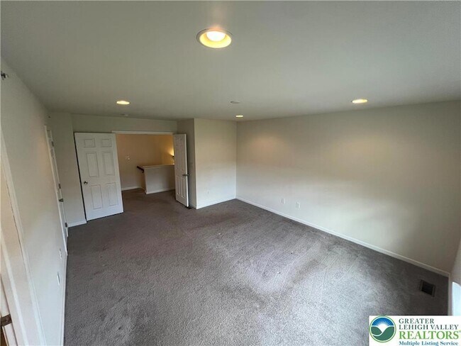 Building Photo - 237 Snapdragon Way