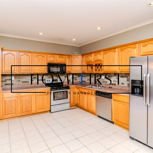 Building Photo - 244 Bay Hill Ct