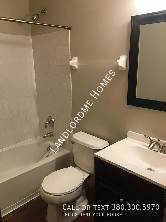 Building Photo - 2623 Bloom Dr