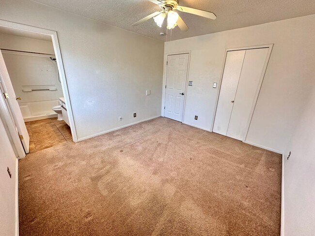 Building Photo - Move in Special 1/2 off 1st month rent! 3 Bedroom 2 Bath 2 Car Garage w/ Fenced in Yard