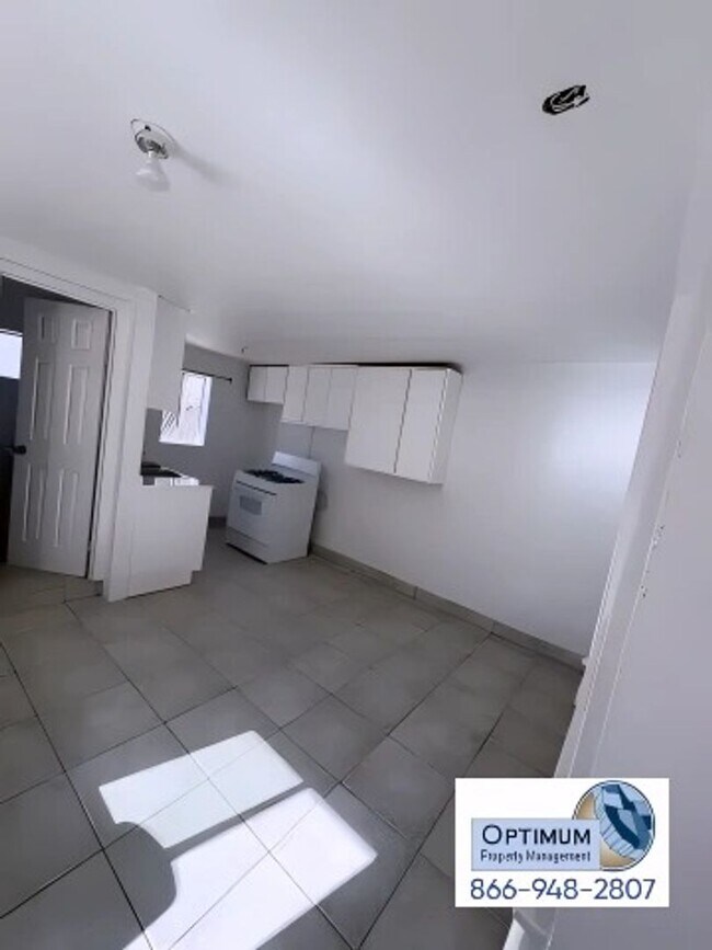 Building Photo - 16689 A St