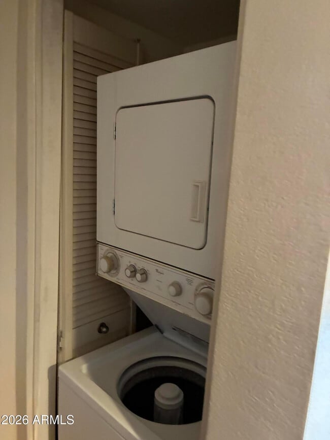 Building Photo - 200 E Southern Ave