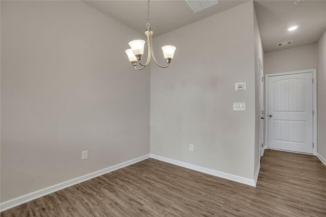 Building Photo - 2104 Irvin Ct