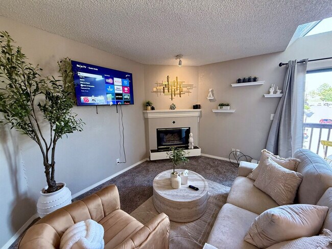 Building Photo - 6380 S Boston St