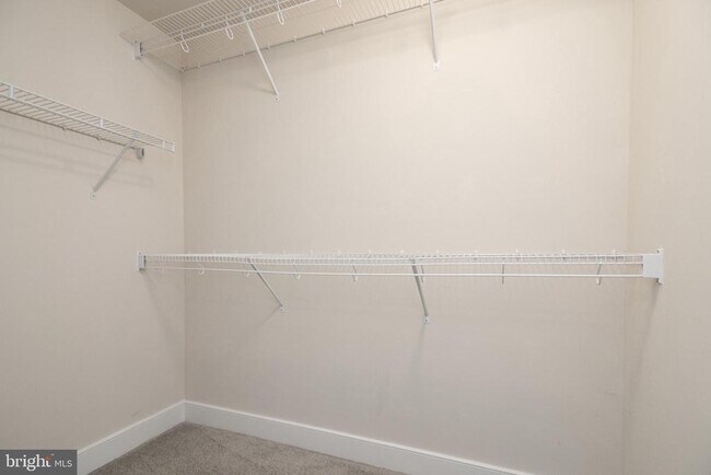 Building Photo - 316 Hendrix Ave