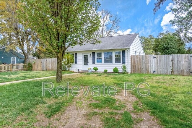 Building Photo - 1313 St Michaels Ln
