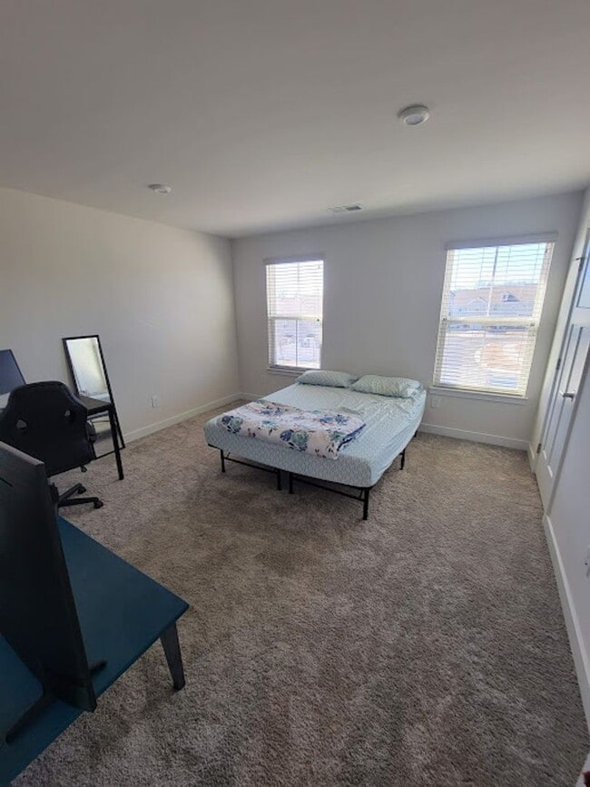 Building Photo - Cabarrus County Townhome 3BR/2.5BA Two Car Garage