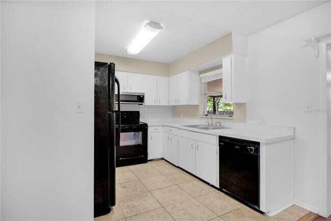 Building Photo - 4521 Conway Gardens Rd