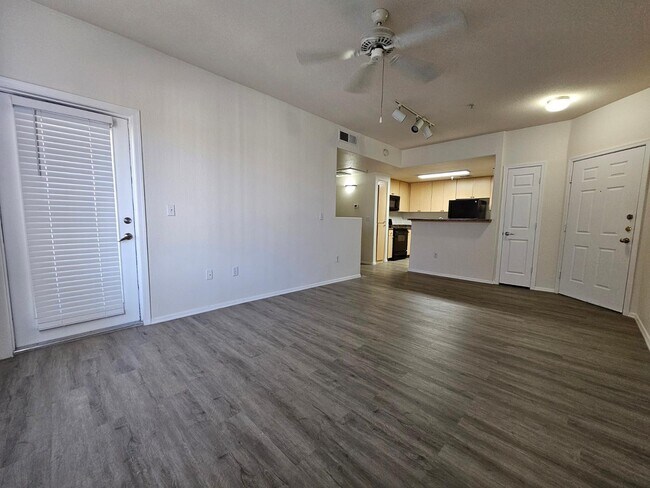 Building Photo - 18416 N Cave Creek Rd