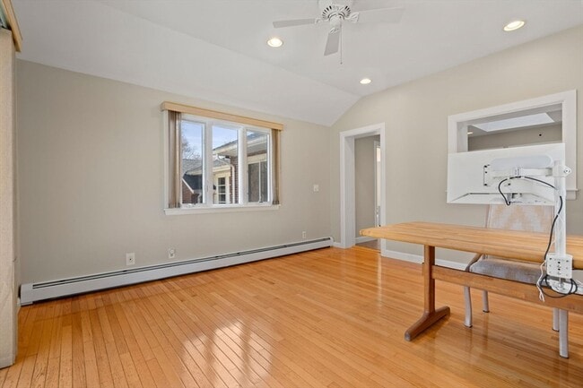 Building Photo - 115 Mill St
