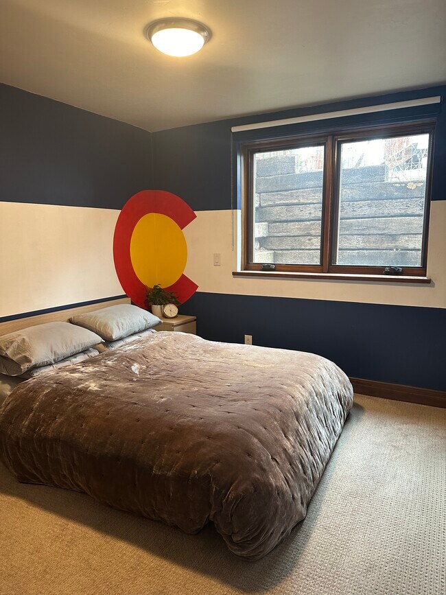 Building Photo - 640 Lincoln Ave