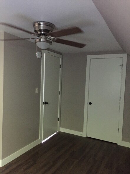 Back West Bedroom - 835 Warren St