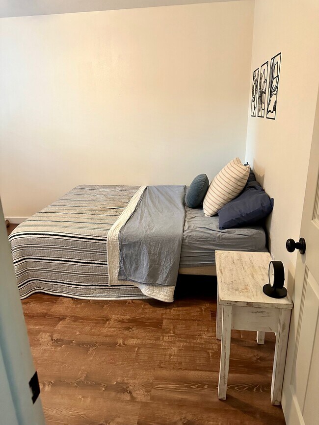 Bedroom - 4239 E 400 N