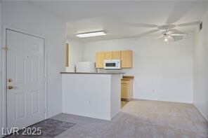 Building Photo - 8250 N Grand Canyon Dr