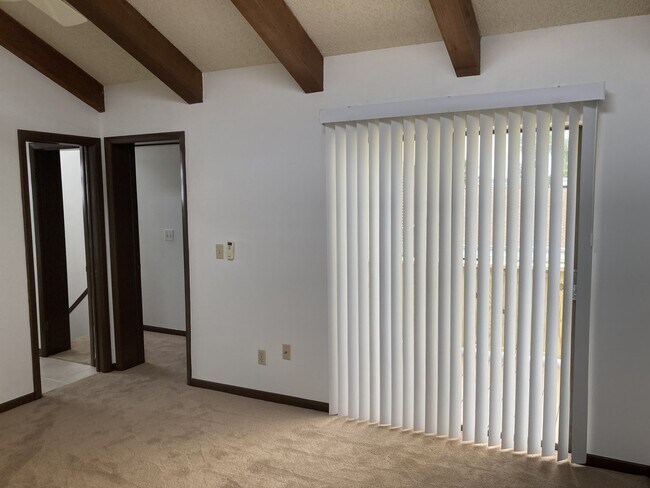 Building Photo - Indialantic Townhouse