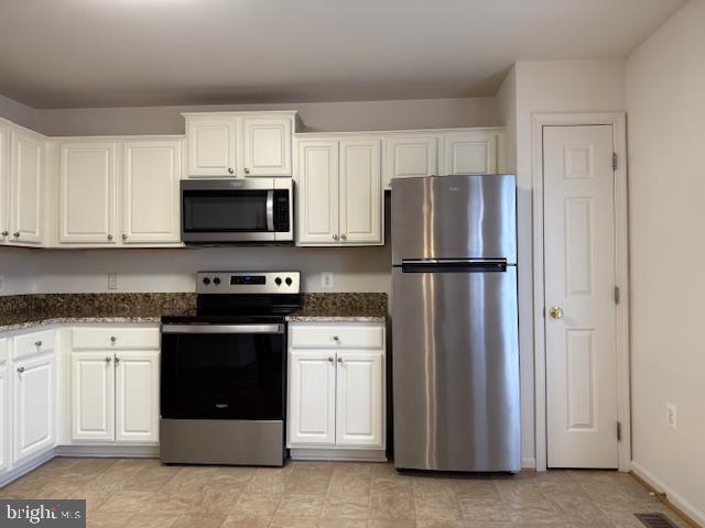 Building Photo - 201 Merrill Ct