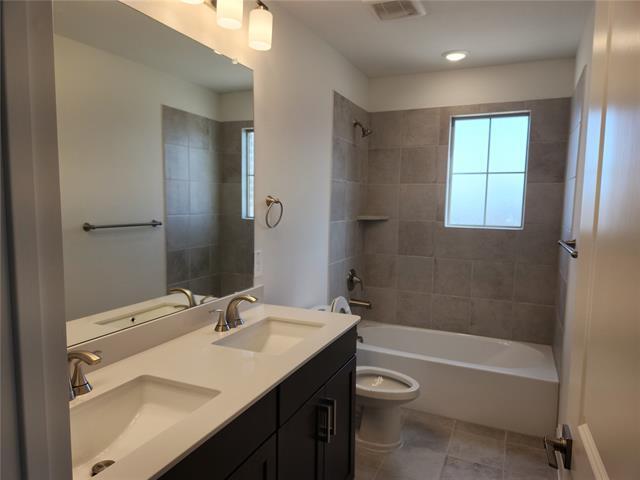 Building Photo - 2433 Glacier Rdg