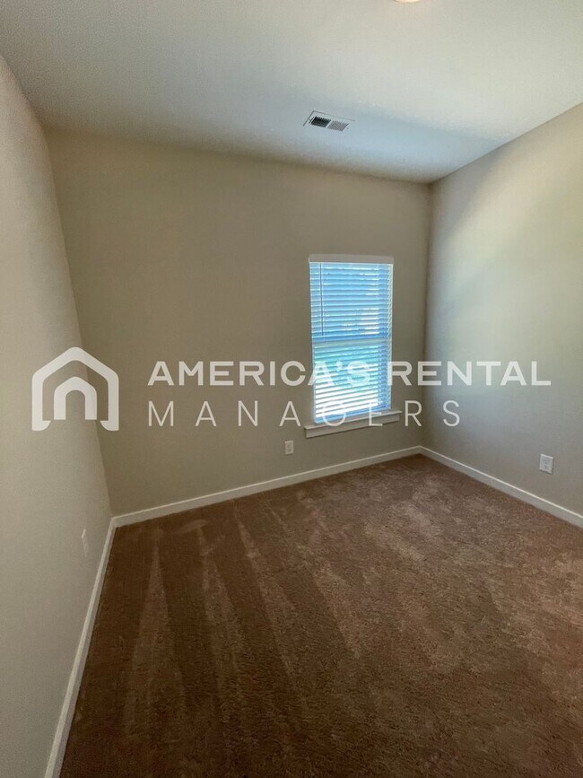 Building Photo - Home for Rent in Eva, AL!!! AVAILABLE NOW!!