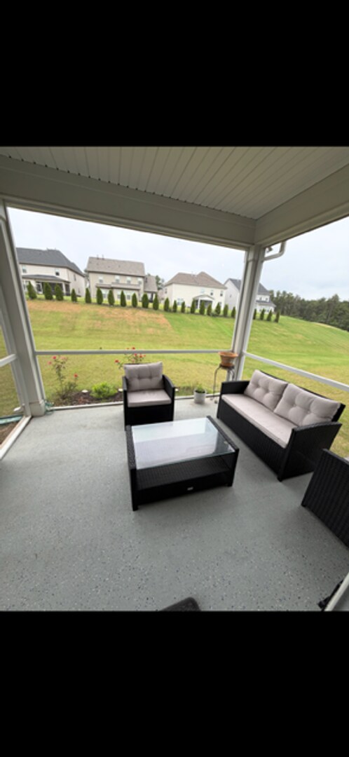 Building Photo - 5 BR/4BA | Newly Renovated Single Family Home | 1-Car Garage Parking | Fenced backyard