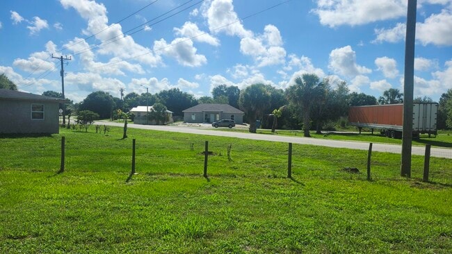 Building Photo - 3751 NW 36th St