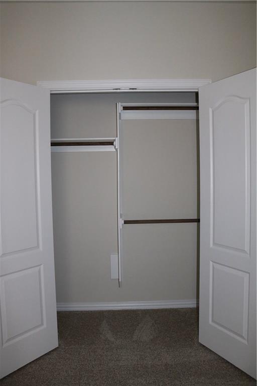 Building Photo - 913 Wolcott Dr