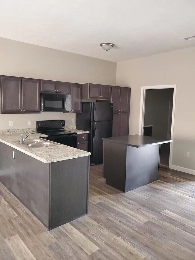 567 DuPont Rd 567 DuPont Rd WV 26501 Apartment Finder