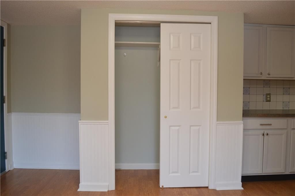 Building Photo - 31 Devereux Ave