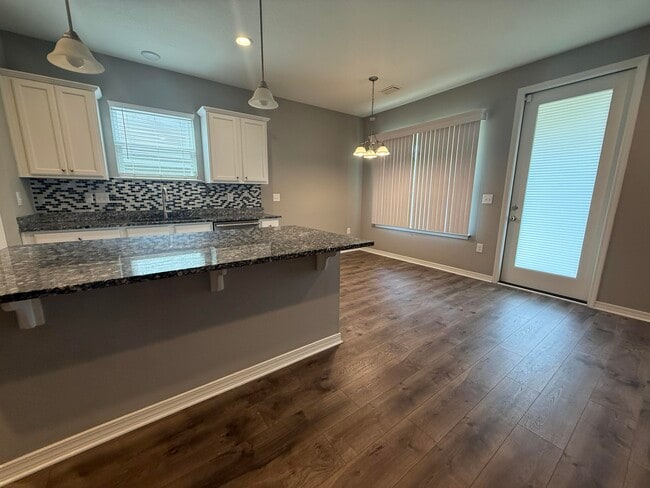 Building Photo - 105 Creve Core Dr