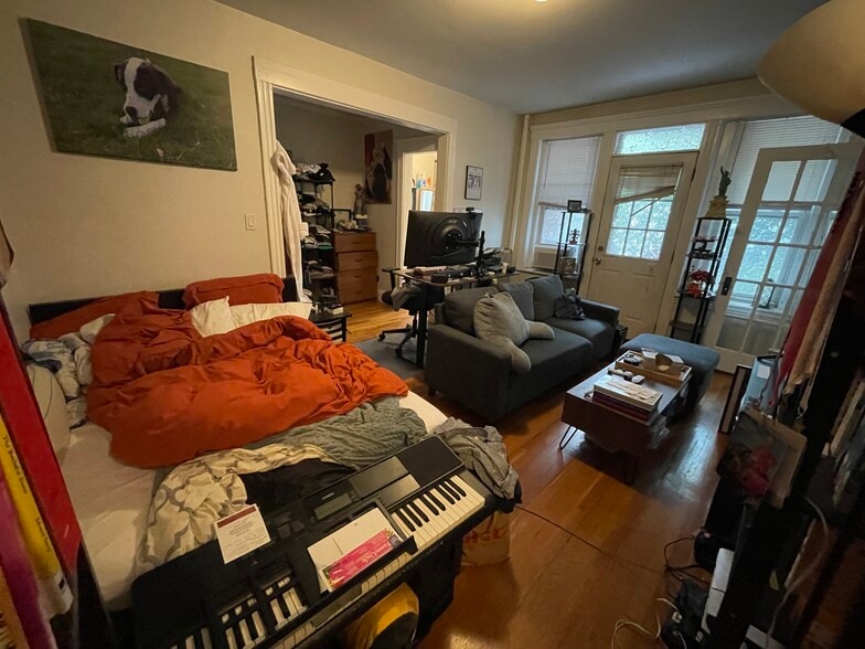 Building Photo - 28 Quint Ave