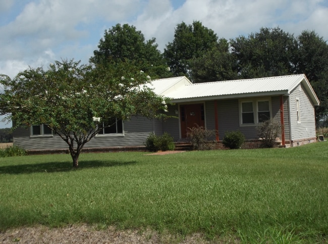Building Photo - 2034 Fuselier Rd