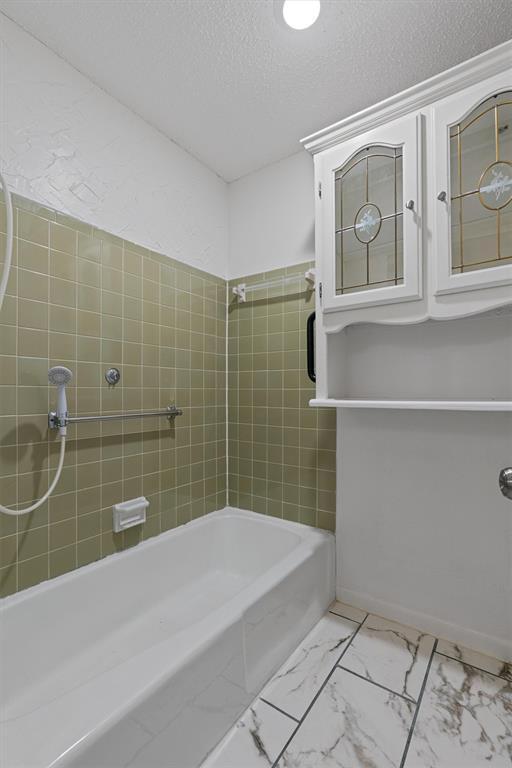 Building Photo - 2616 Audubon Pl