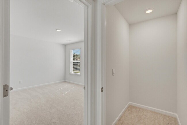 Building Photo - 163 Horizon Rdg Dr