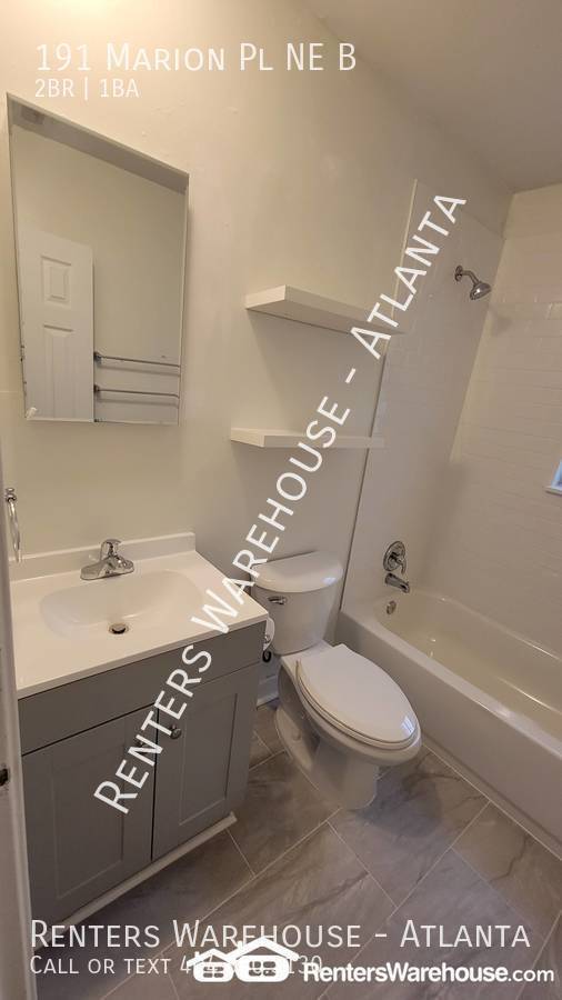 Building Photo - Prime Location! 2 Bedroom in Edgewood