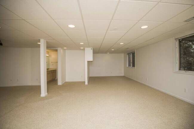 Building Photo - 106 Oohleeno Way