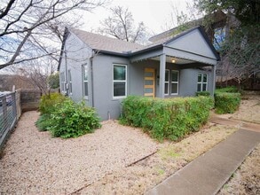 Building Photo - 701 Bouldin Ave