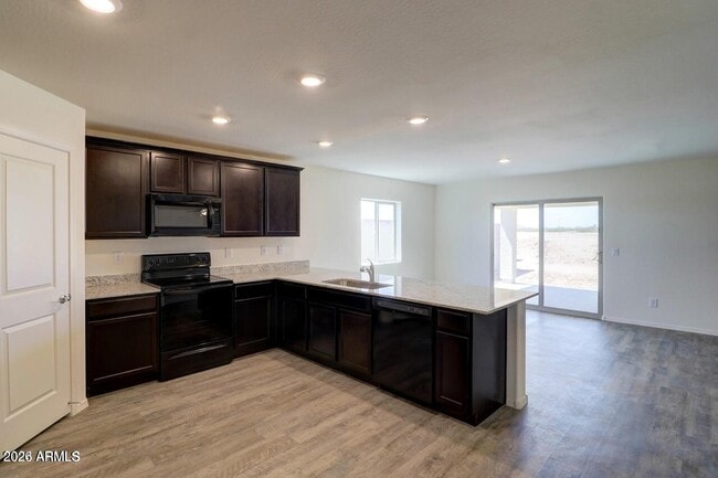 Building Photo - 1525 E Caballero Dr