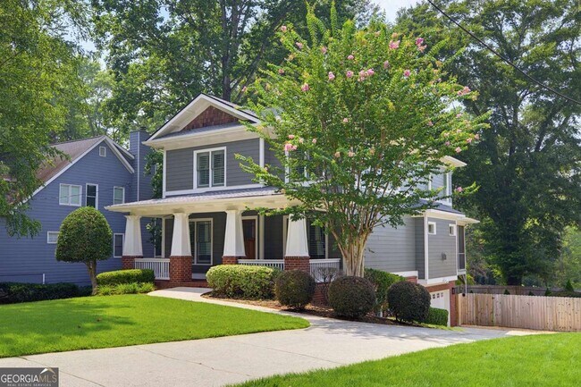Building Photo - 1452 Woodland Hills Dr NE