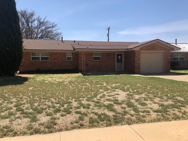 Main Photo - 1308 5th St
