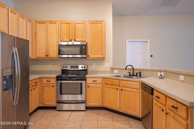 Building Photo - 3466 Laurel Leaf Dr