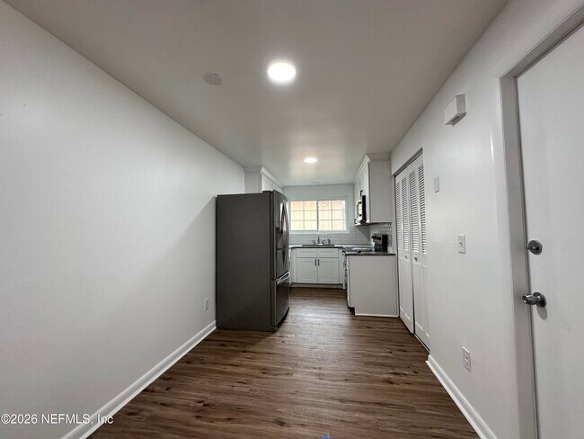 Building Photo - 2538 Green Spring Dr