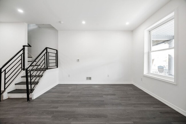 Building Photo - 2844 N 24th St
