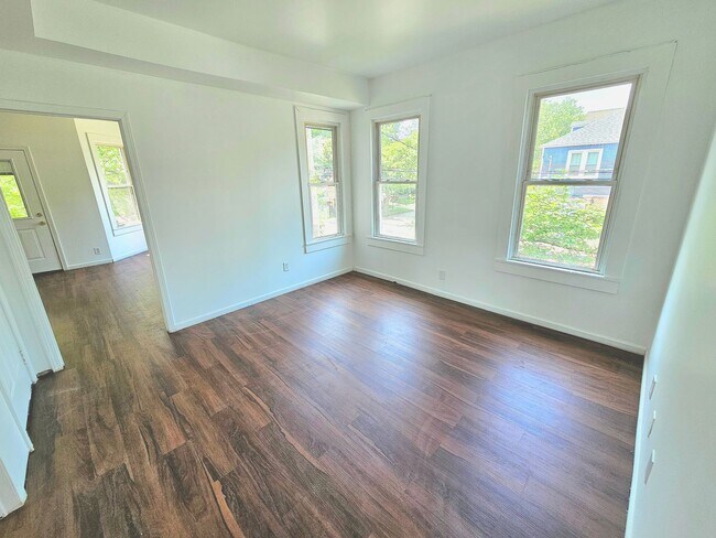 Building Photo - Spacious Multi-Family Apartments for Rent ...