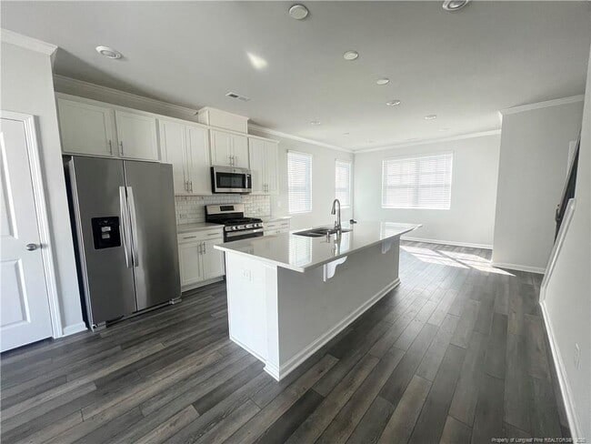 Building Photo - 4923 Southern Magnolia Dr